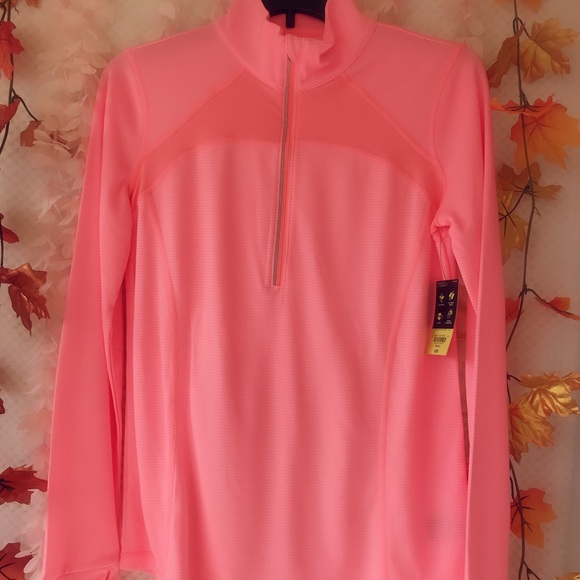 Xersion Slim Fit Activewear Top - Picture 2 of 8